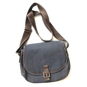 Thirty-one train conductor purse